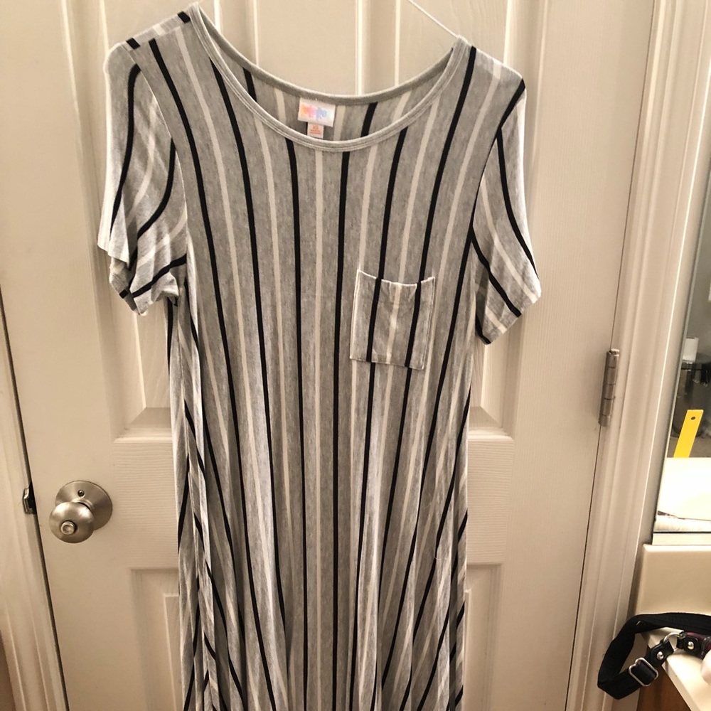 XS LuLaRoe Striped Carly